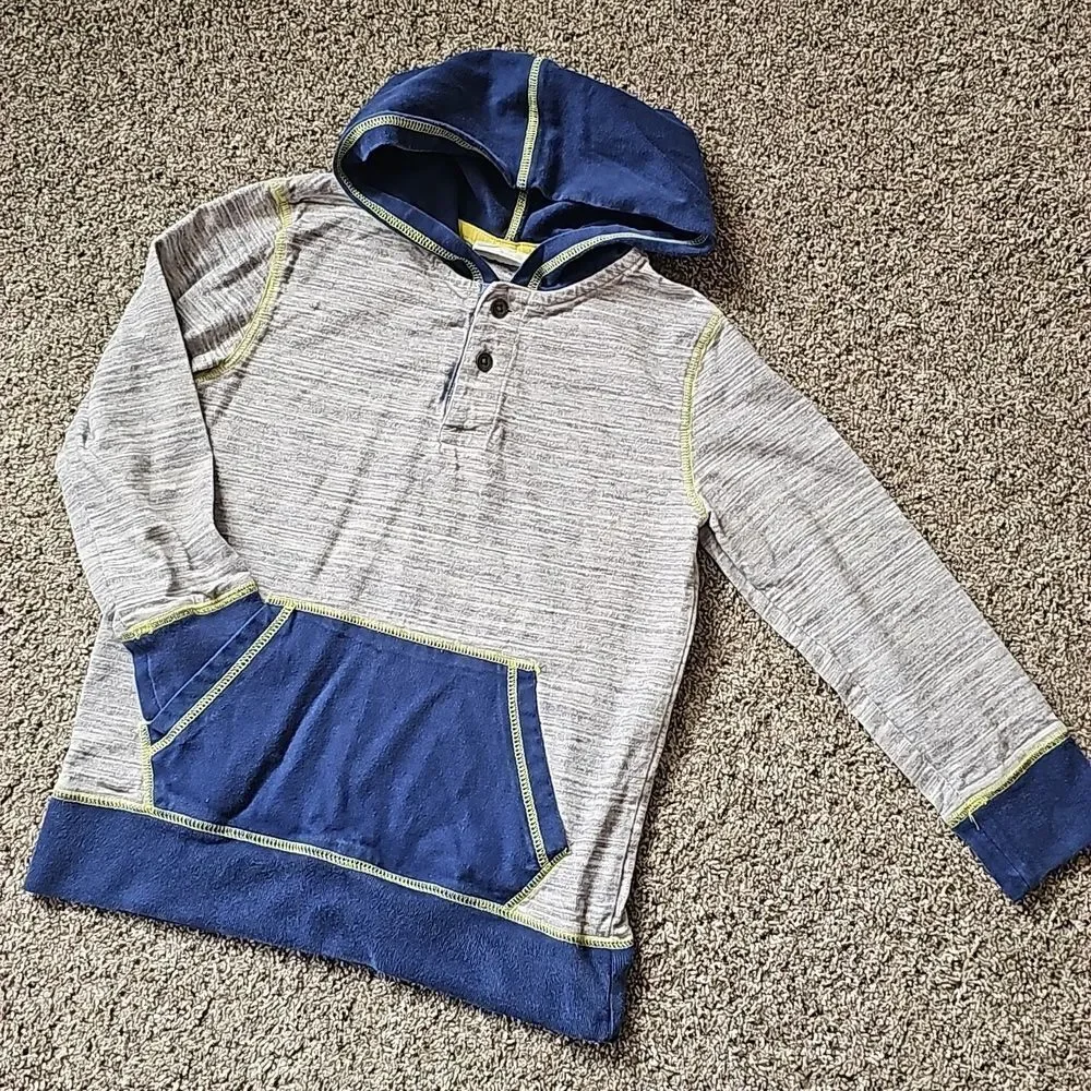 5/$25 🧡 Boy's Long Sleeve Pullover with Hood Sz S - Picture 1 of 6